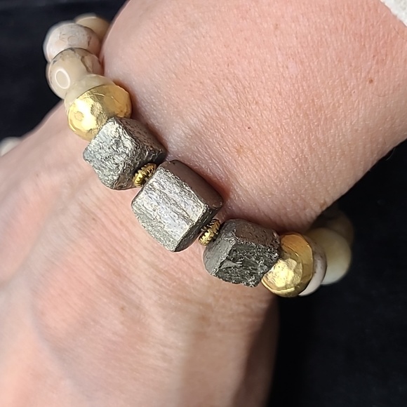 Pyrite Bracelet Beige Tan Neutral Color Everyday Casual Lightweight Jewelry Gift - Picture 4 of 4